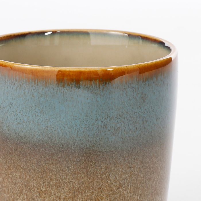 Nærbillede af Tanzi kaffekop blå og beige