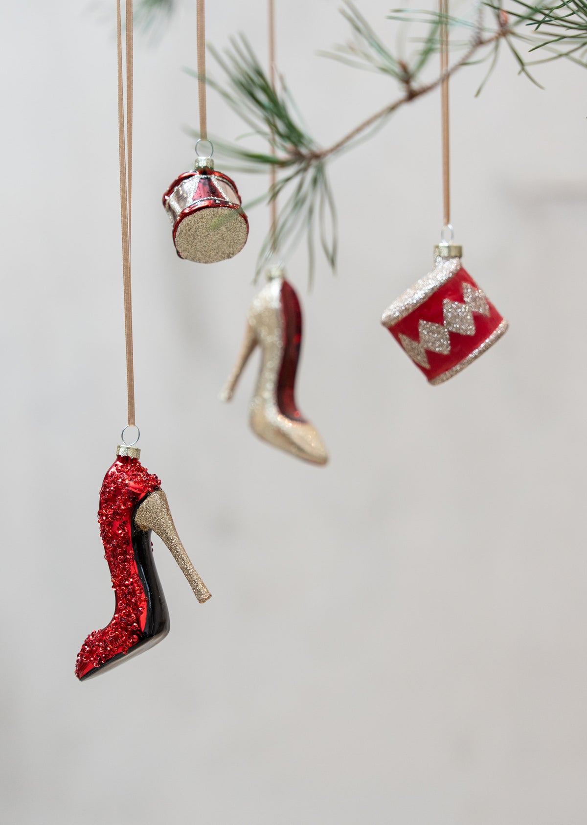 Glitter Christmas character ornaments from Speedtsberg