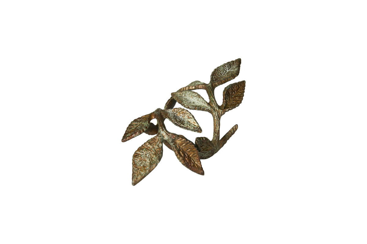 Napkin ring from Speedtsberg in antique green aluminium with a large branch and detailed leaves, 12 cm high