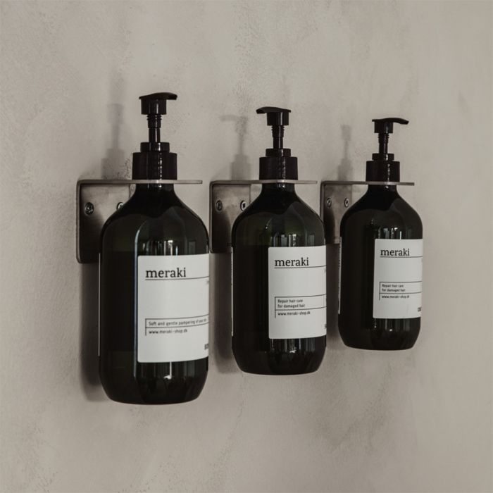 Meraki vægophæng hængende på væg med 3 sæber i