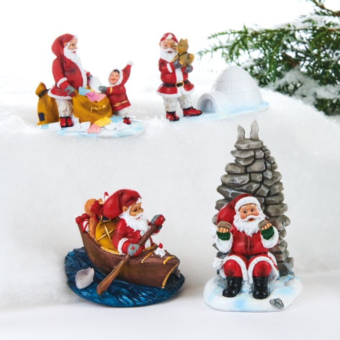 Julemanden på grønland findes i 4 varianter, med dreng, iglo, kajak eller ønskesten. Alle i varme julefarver fra Pobra.