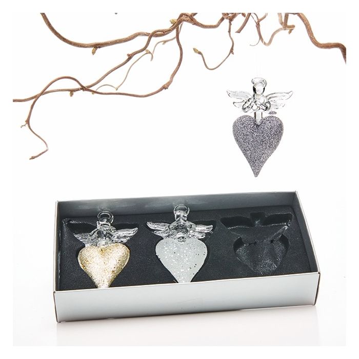 Æske med glaspynt formet som hjerter med engle.