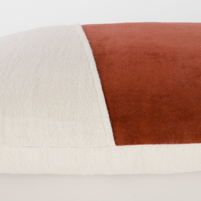 Foxtrot two-tone cushion 55 cm x 35 cm