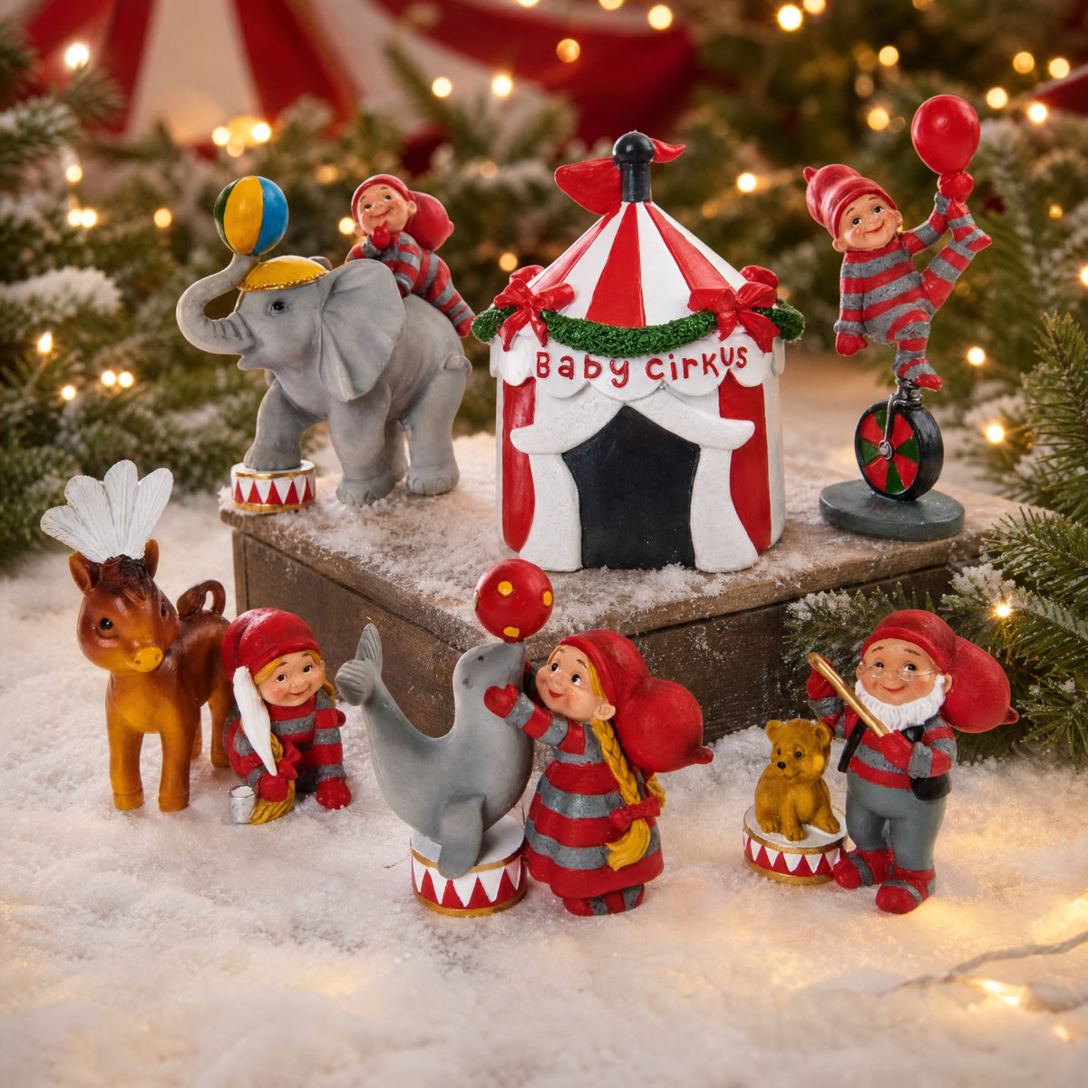 Baby elf circus set
