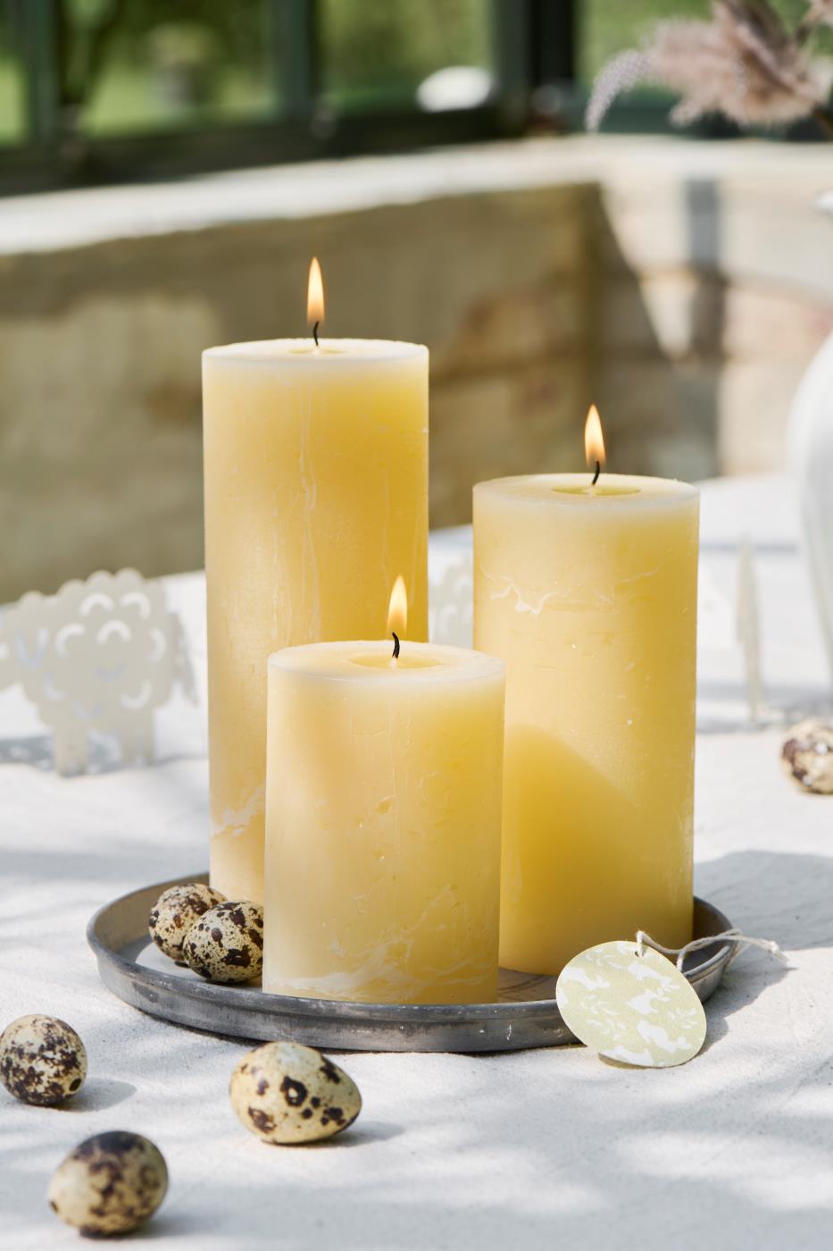 Lysbakke med 3 lemonadegule bloklys fra Ib Laursen på