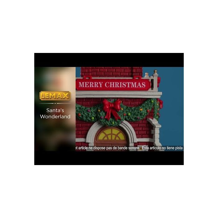 Crackers with Santa Claus and a polar bear