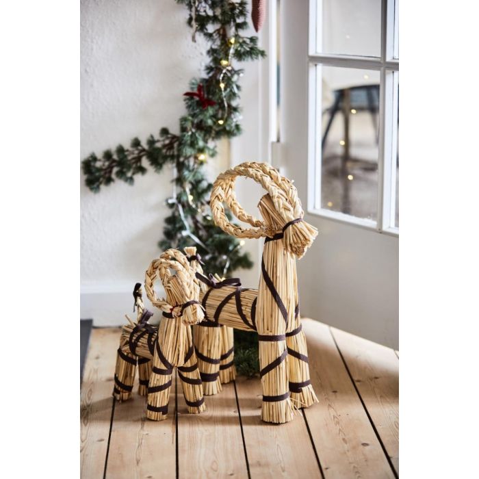 Julebuk med brunt bånd 30 cm høj