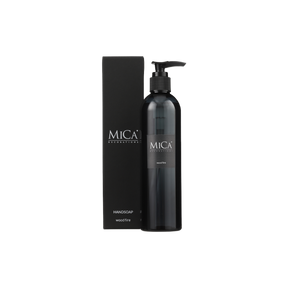 Mica Decorations Wood Fire flydende håndsæbe i sort flaske