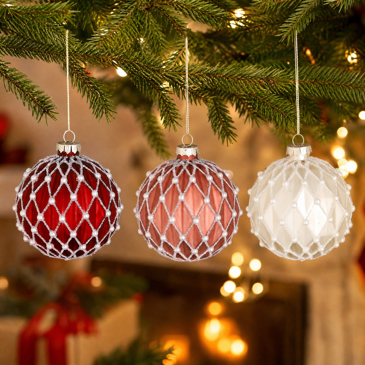 Christmas balls with beads