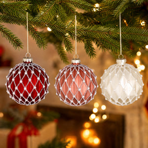 Christmas balls with beads