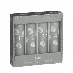 White / green Advent candles