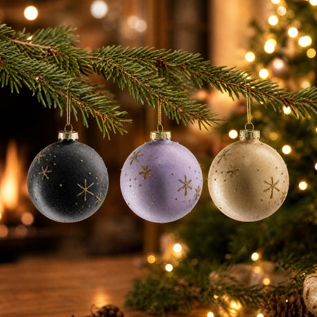 Christmas ball with gold glitter snowflakes Ø 8 cm