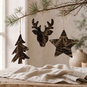Wooden ornament with fern leaves