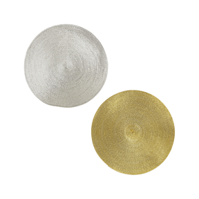 2 runde dækkeservietter i hhv. guld og sølv