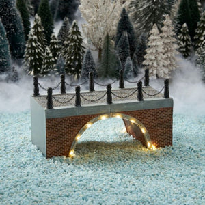 Luville Kanalbro med lys og vejstykke