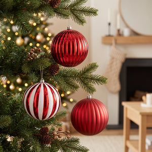 Large Christmas bauble with grooves 20 cm in diameter