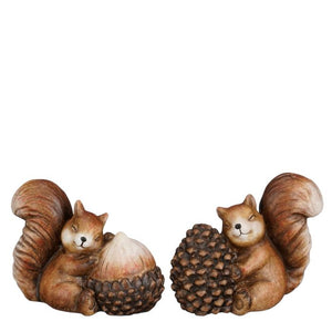Egern med kogle/agern 11 cm højt