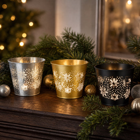 Flower pot covers with snowflake pattern