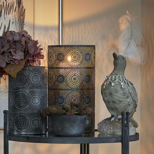 And med halskæde 29 cm høj