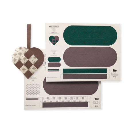 Bagged DIY woven-heart sheets in gold and dark green from Juel & Brandt