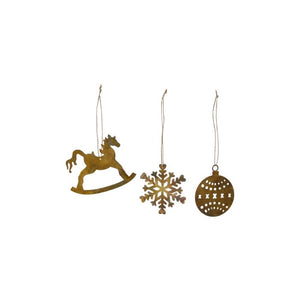 Julepynt i guldfarvet metal