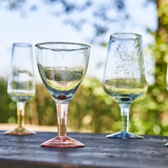 Speedtsbergs serie af glas med farvede fødder