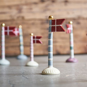 Spidsflag 14 cm højt 
