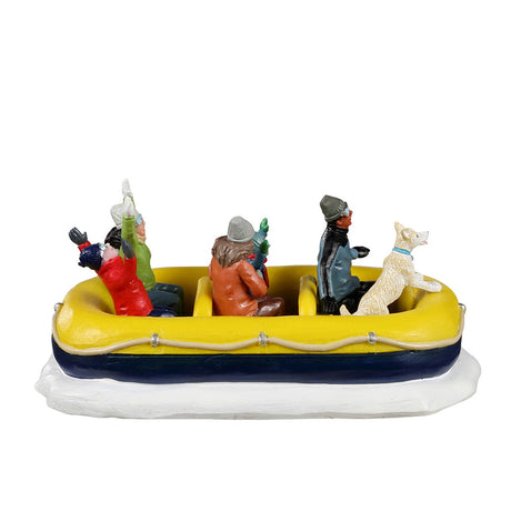 Snow Rafting med figurer og hund til julelandskabet fra Lemax set fra siden
