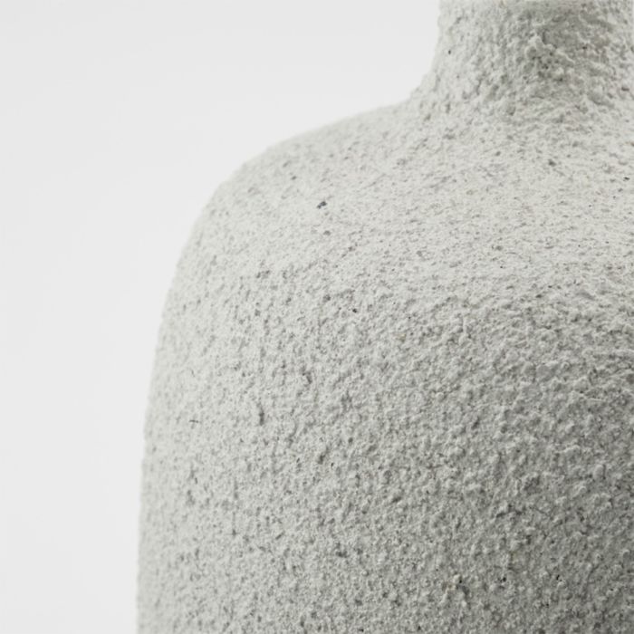 Foden på Tana Bordlampe fra House Doctor set tæt på