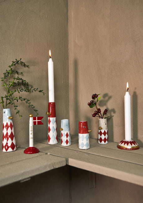 'God Jul' flag with matching ceramics in red and light blue shades from Speedtsberg