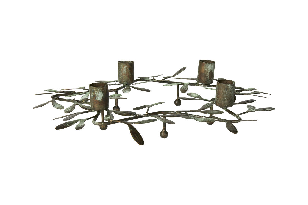 Advent candle holder with leaves in antique green metal from Speedtsberg