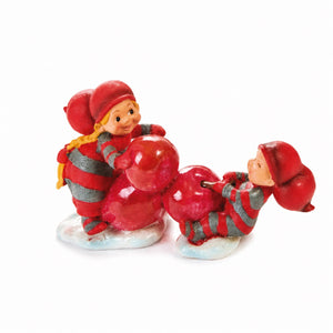 BABY ELVES WITH APPLES