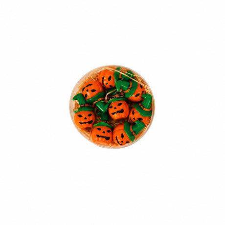 Pumpkin heads with top hats