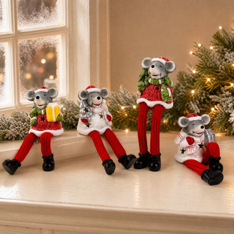 Christmas mouse with hanging legs