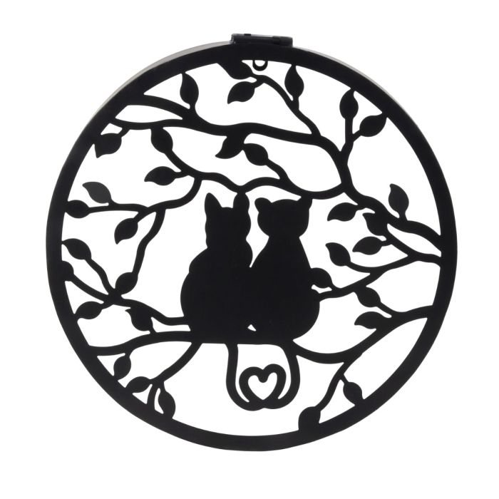 Wall decoration with cats and solar-powered LED lights