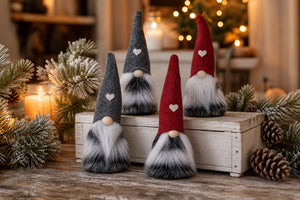 Santa gnome with heart hat