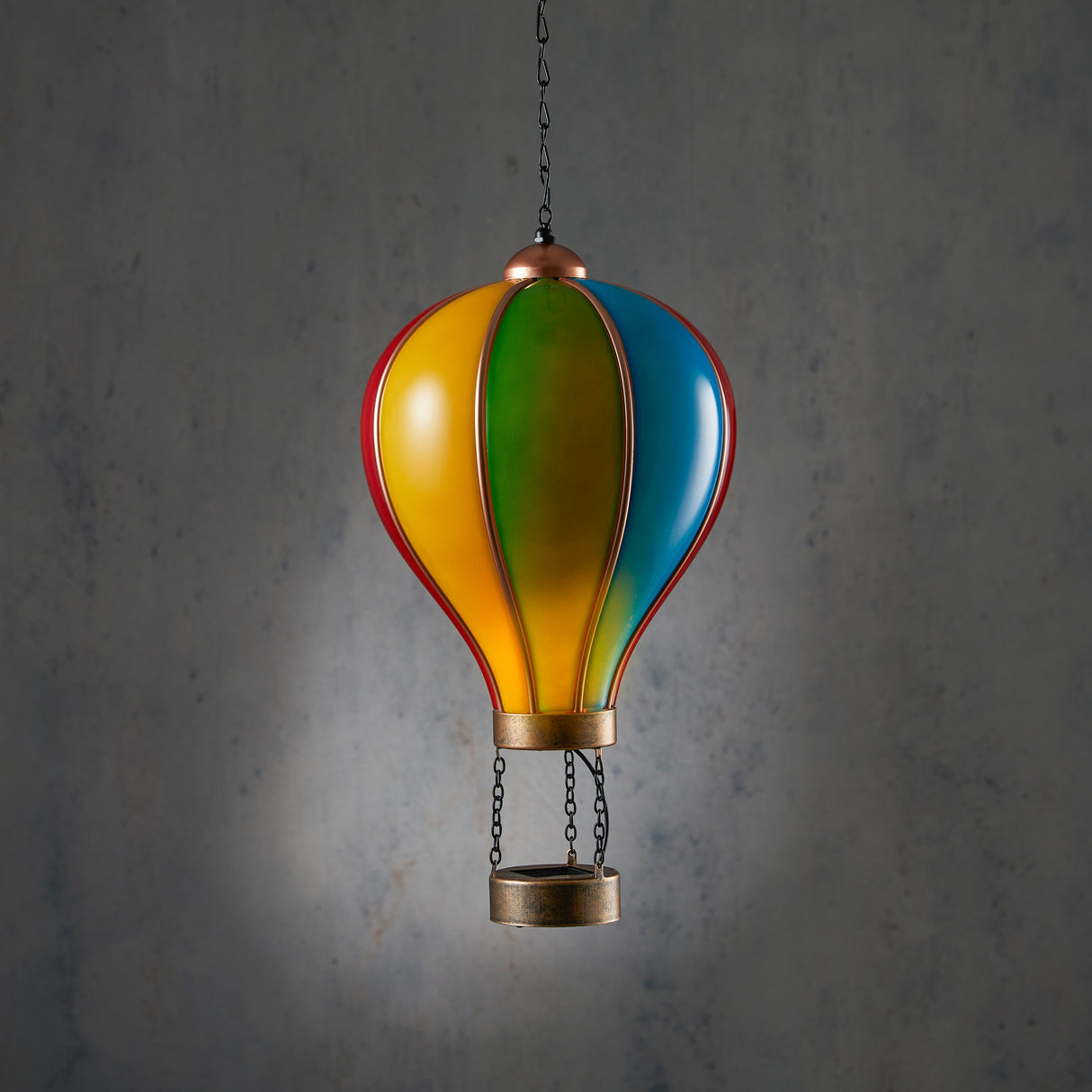 Luftballon med led-lys og solceller til havedekoration