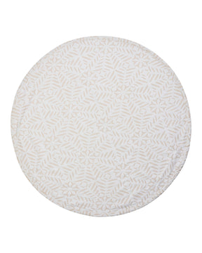 Raw-white patterned Christmas tree skirt, 120 cm diameter, from House Doctor