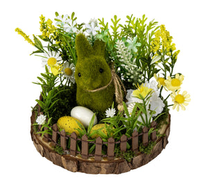 Påskedekoration med påskehare og æg