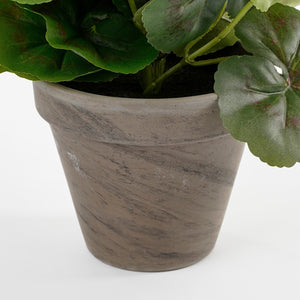 Grå potteskjuler i ler med kunstig pelargonie i