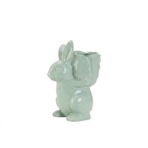 Easter bunny with basket