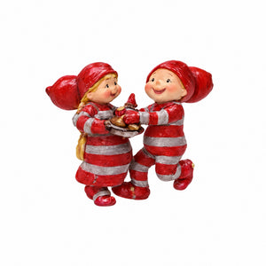 Baby elves with apple slices