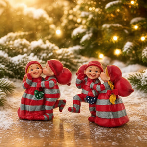 Baby elves with heart