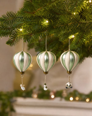 Balloon with figure light green