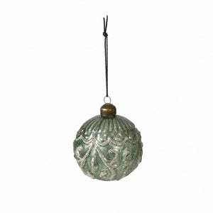 Christmas bauble with mint pattern