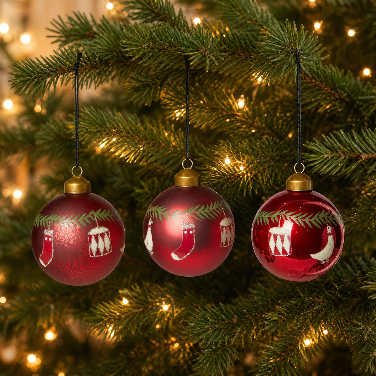 Christmas bauble with Christmas motifs, red