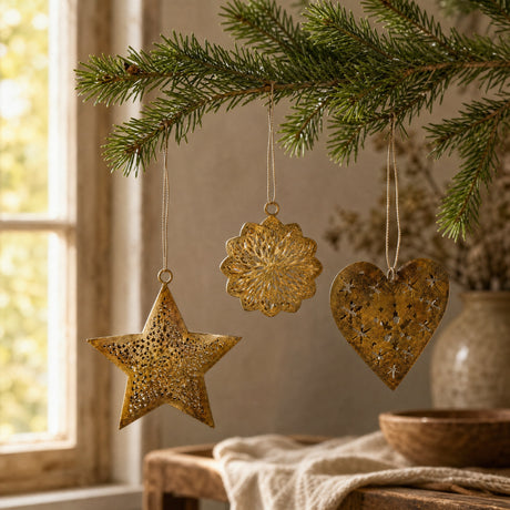 Metal decoration gold-colored