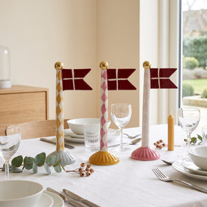 Flag 19 cm high with harlequin pattern