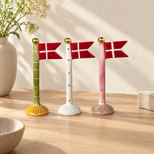 Ceramic birthday flag, 19 cm tall