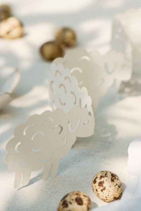 Papirklip lam med påskeæg